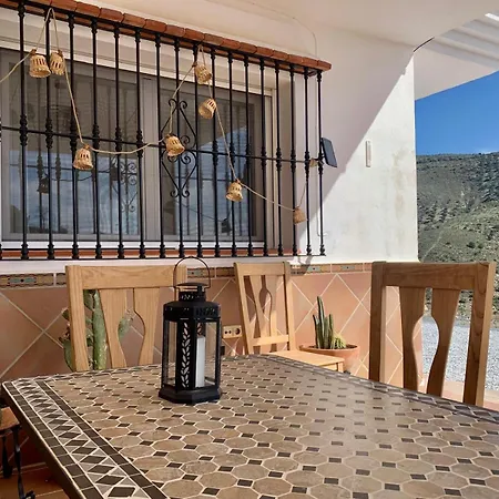 3 Bedroom With Private Pool And Mountain View * Alcaucin