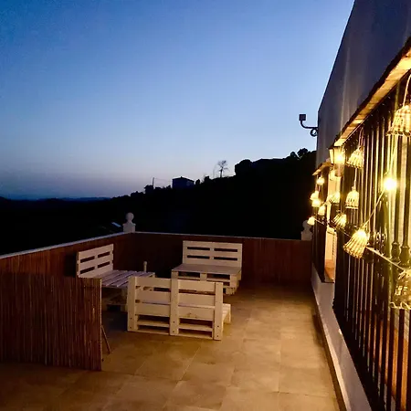 Holiday home 3 Bedroom With Private Pool And Mountain View