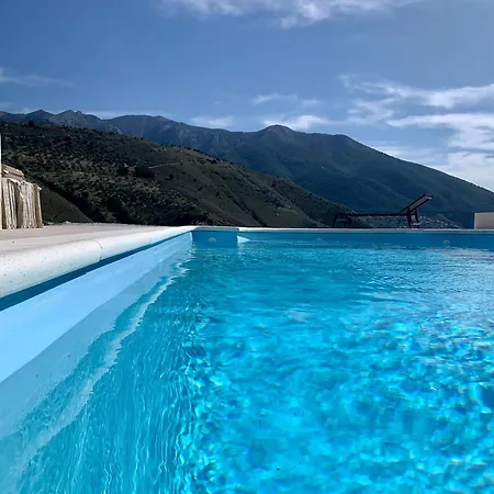 3 Bedroom With Private Pool And Mountain View Holiday home Alcaucin
